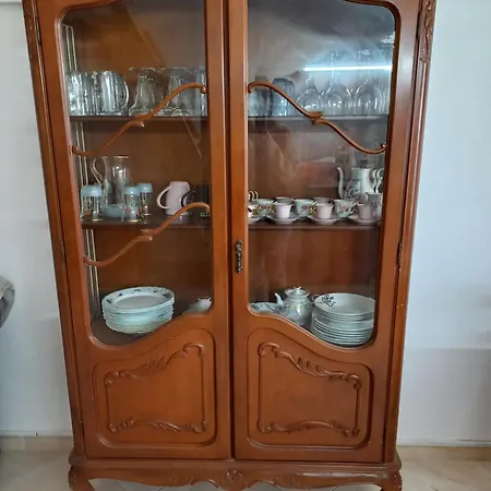 Granny's ,mini For 4 * Mesariá